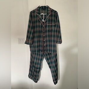 Ann Taylor 100% polyester women’s pajama pants set